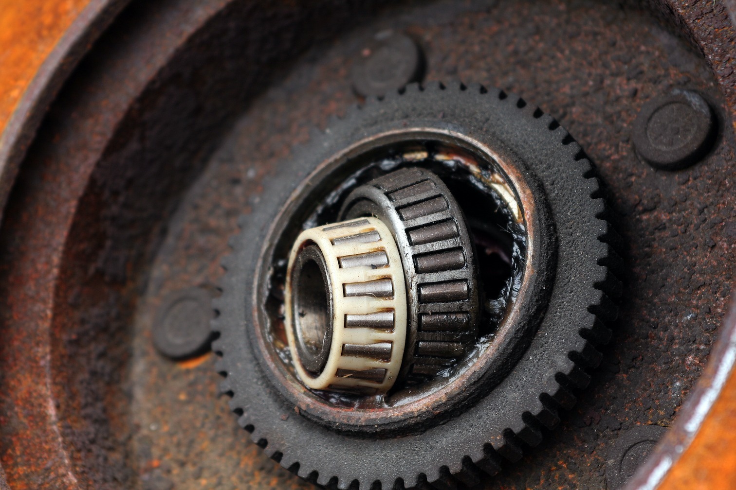 old, worn out wheel bearing