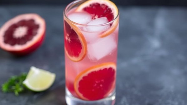 Pomegranate and Blood Orange Tequila Spritzer