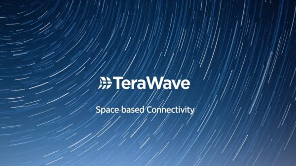 TeraWave Satelliteninternet with dynamic star trails.