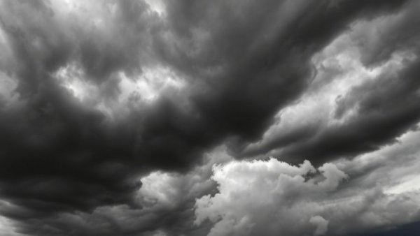 Ominous storm clouds n8n Sicherheitslücke.