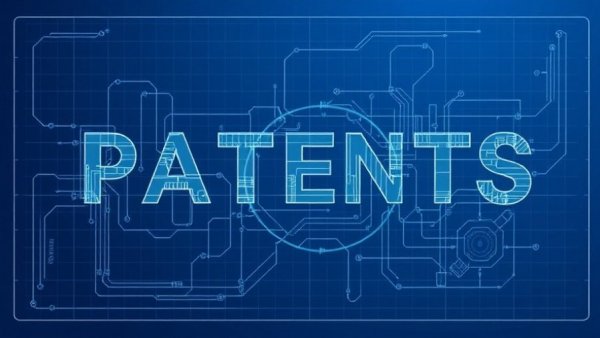 Blueprint with 'PATENTS' text, highlighting transparenz in patentverfahren.