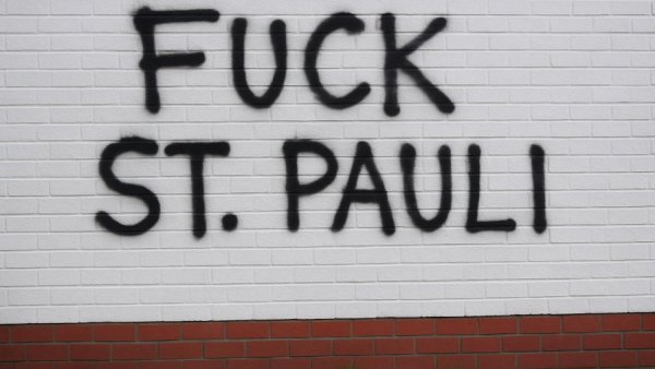 „Fuck St. Pauli“: Eintracht Norderstedt tilgt peinliche HSV-Fan-Schmierereien