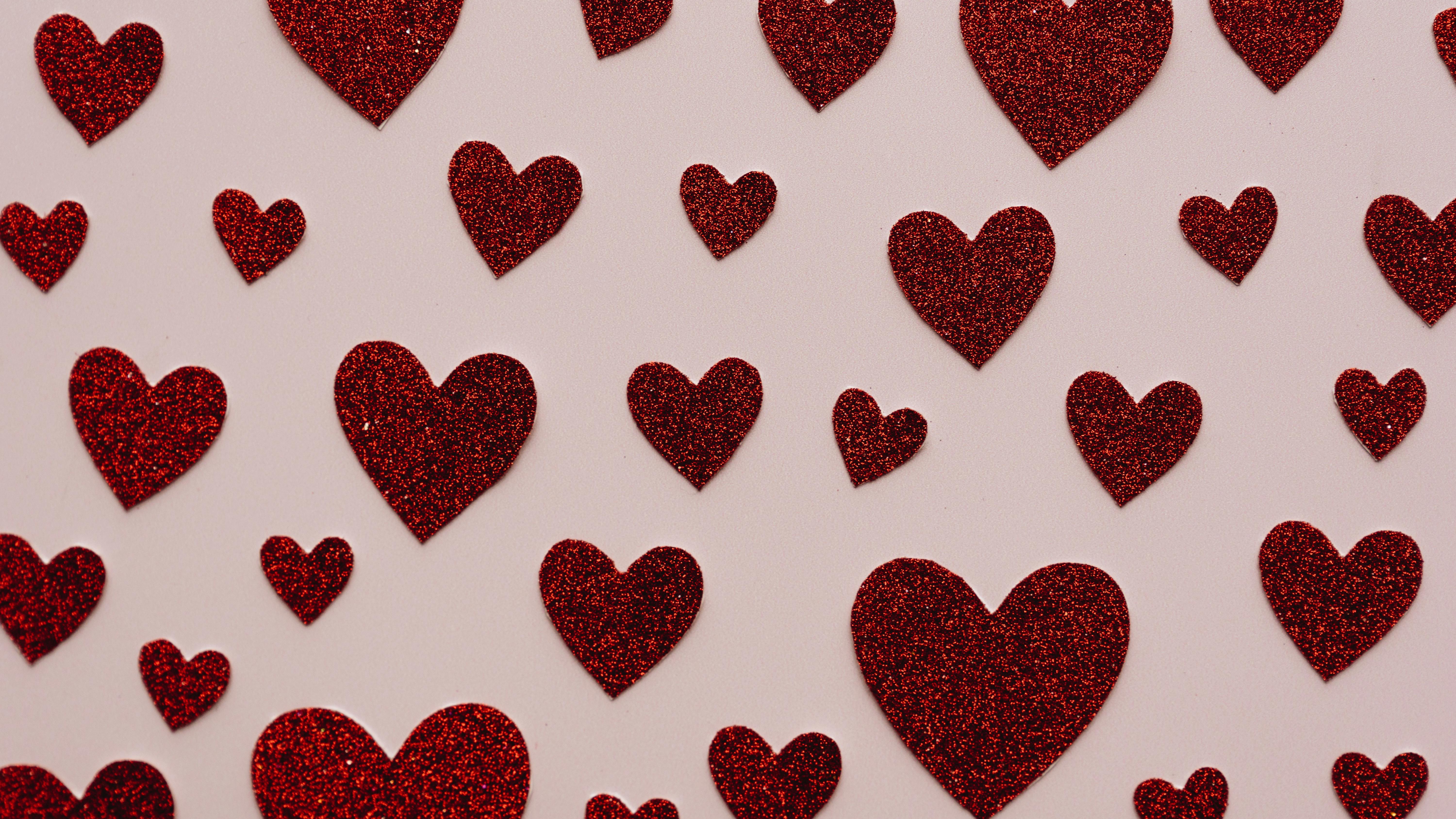 Romantic Titanic Valentine Evening in San Antonio with roses on piano.