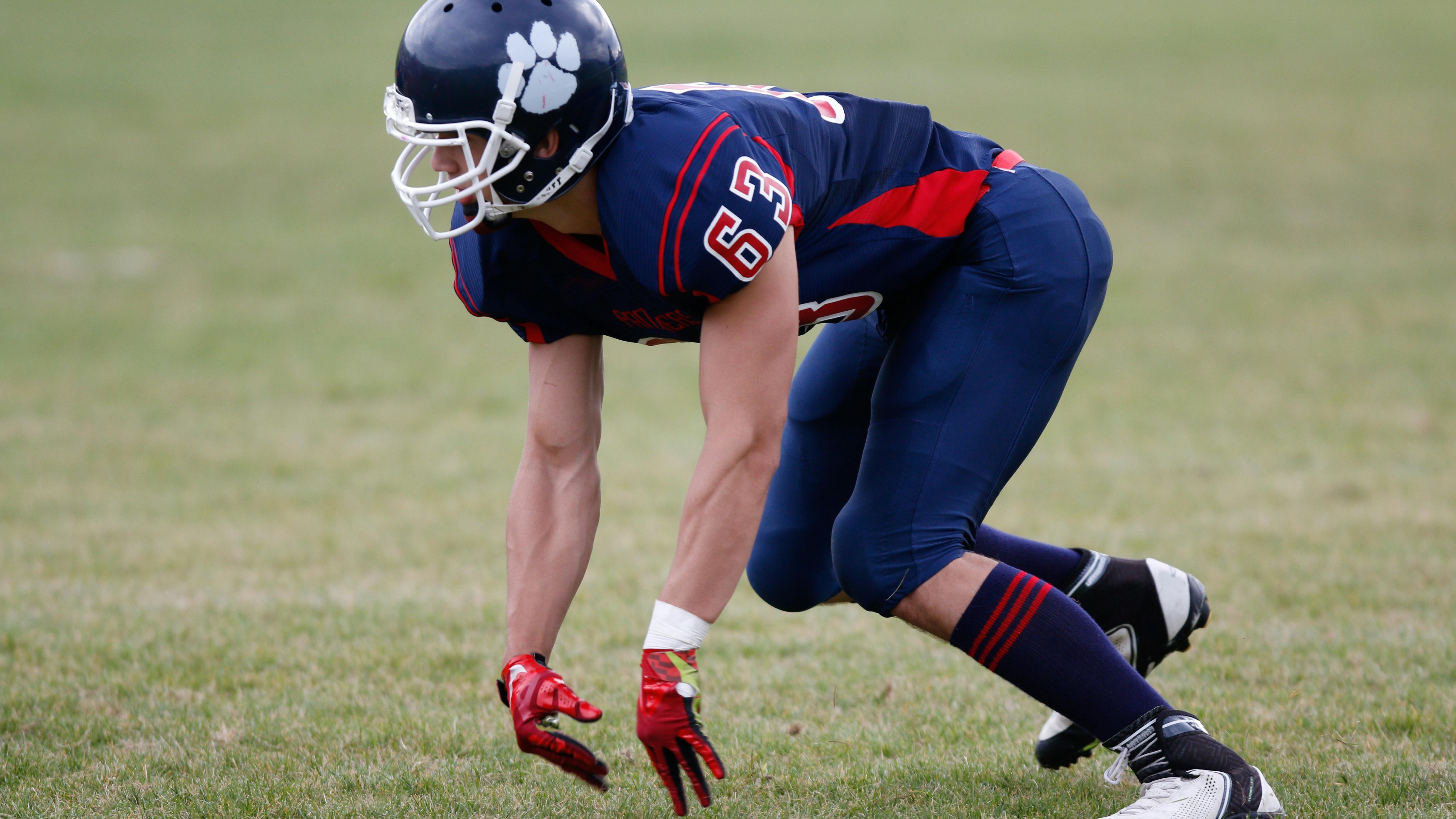 Iconic Super Bowl commercials featuring basketball legends on the court.