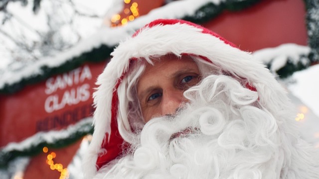 Where to See Santa In and Around Omaha