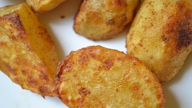 Delicious easy lunchbox frittata puffs on a white plate.