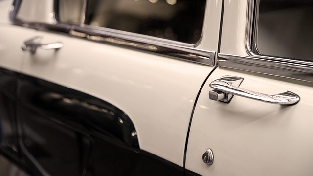 Hertz employees celebrate car culture, preview new luxury fleet in Estero