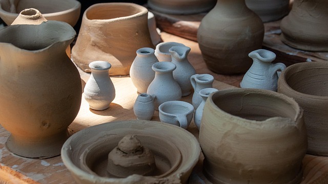San Antonio workshops: individual crafting clay pot.