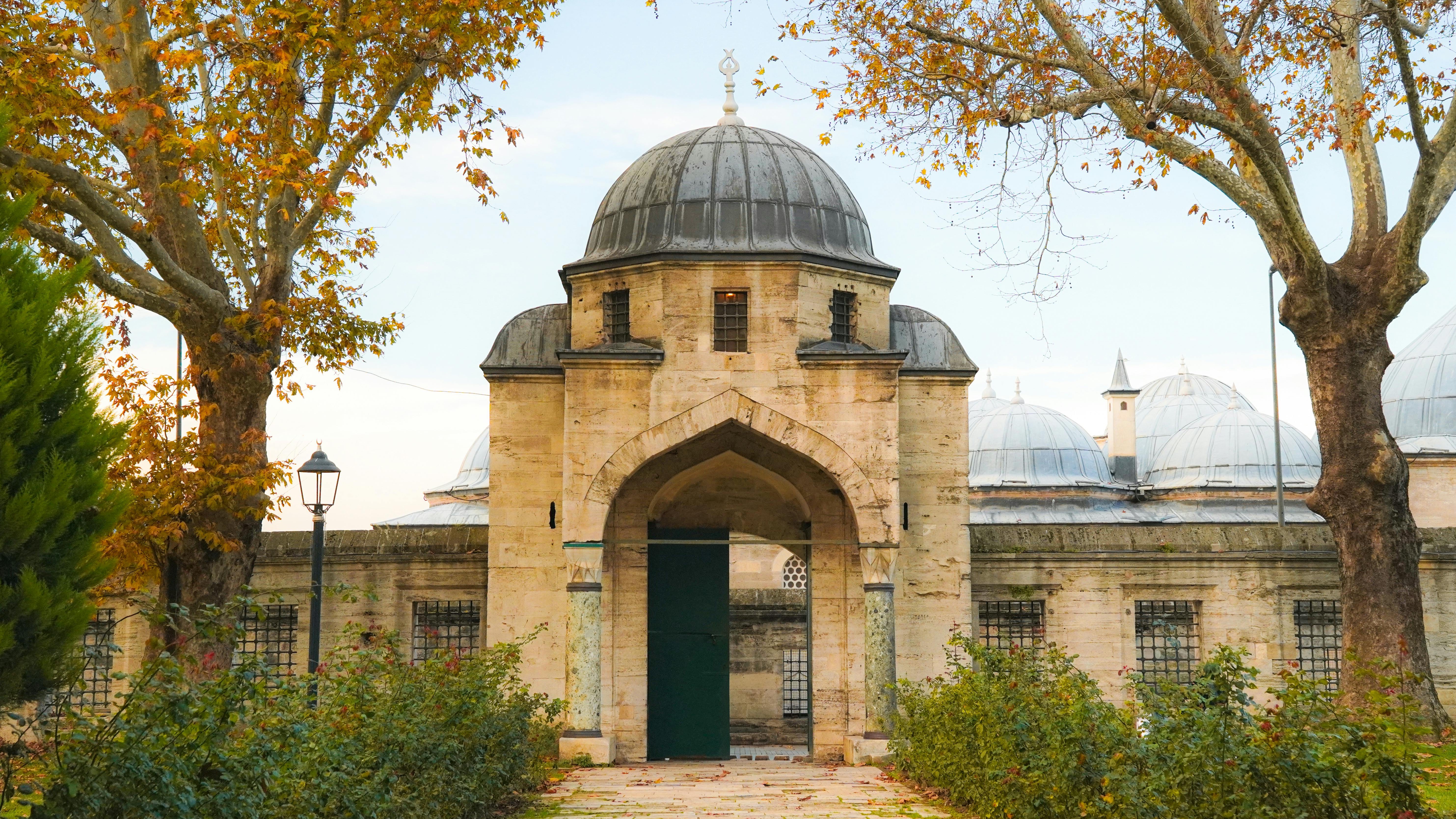 Classic Majestic theater sign in San Antonio, highlighting arts events.