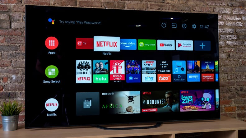 Modern smart TV displaying VPN options, best smart TV VPNs.