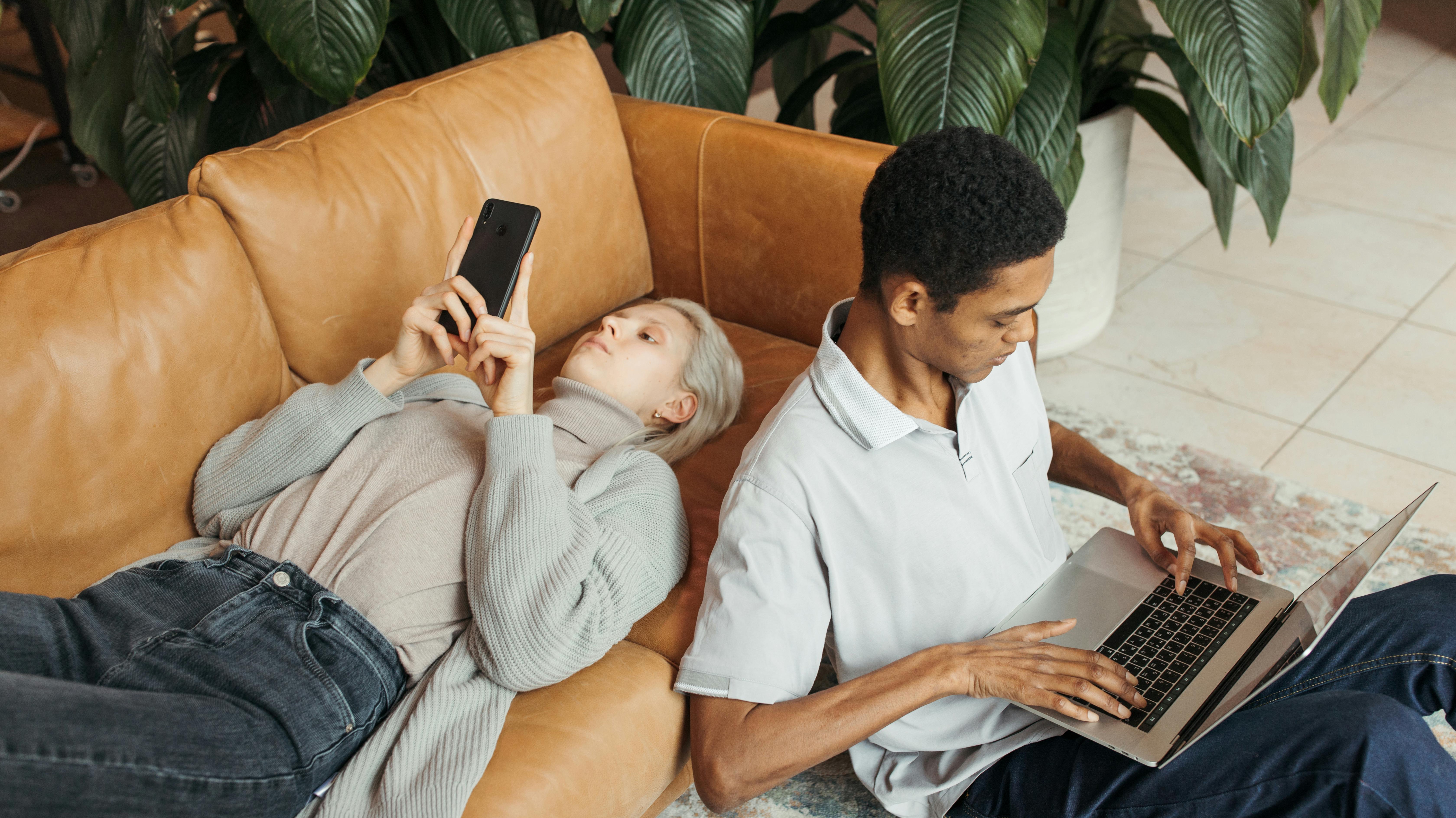 Illustration depicting leadership in hybrid work environments with diverse professionals.