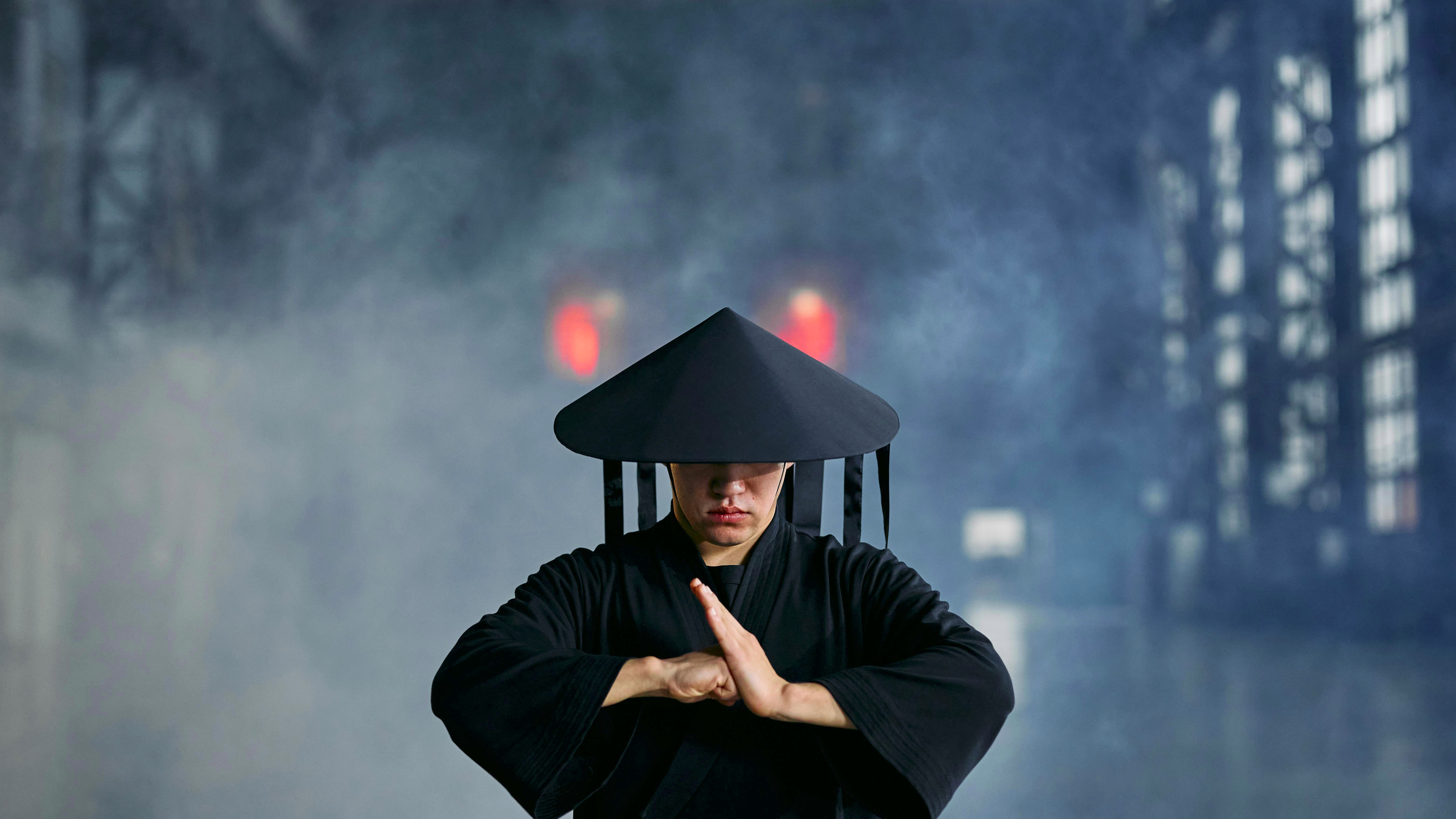 Mortal Kombat Legacy Kollection update in retro pixelated battle scene