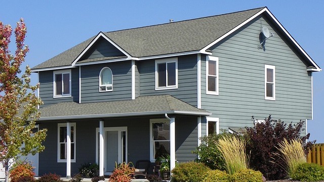 Infographic map for best Omaha neighborhoods for UNMC and Creighton buyers.