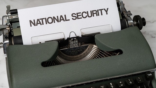 High-tech router with antennas, U.S. government foreign router ban.