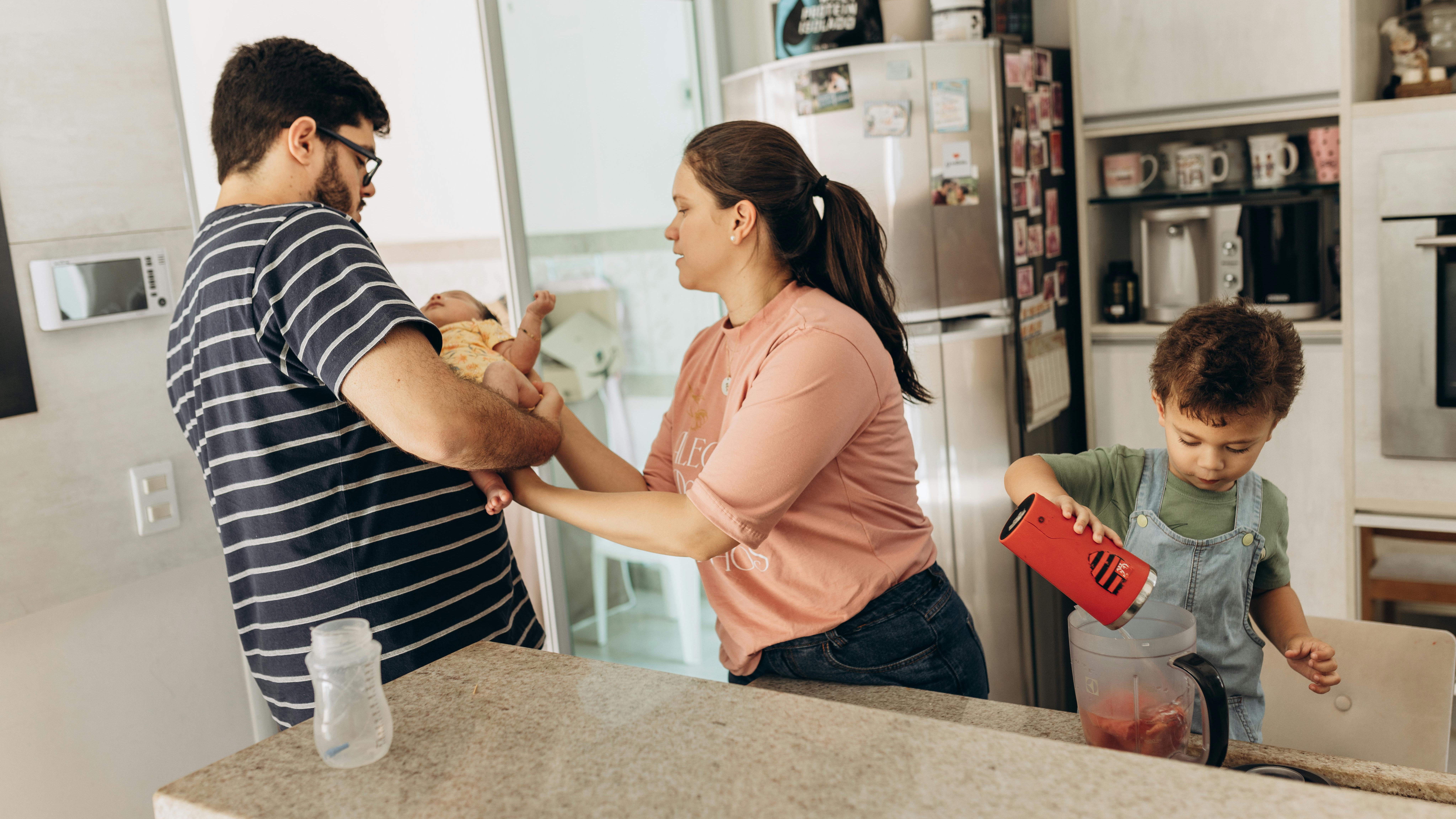 Attachment Parenting Made Easy with mother and baby bonding.