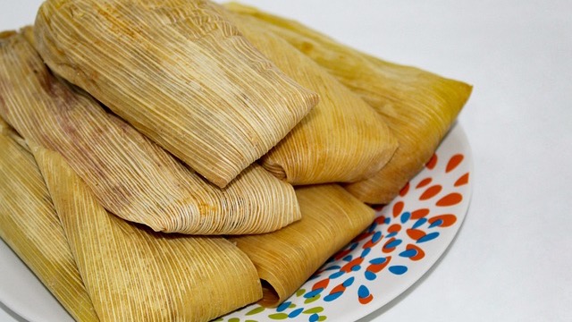 Volunteers at La Gran Tamalada San Antonio preparing tamales together.