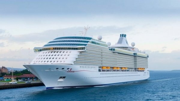 Why Anthem of the Seas will arrive in Sydney late and has been forced to cancel a cruise