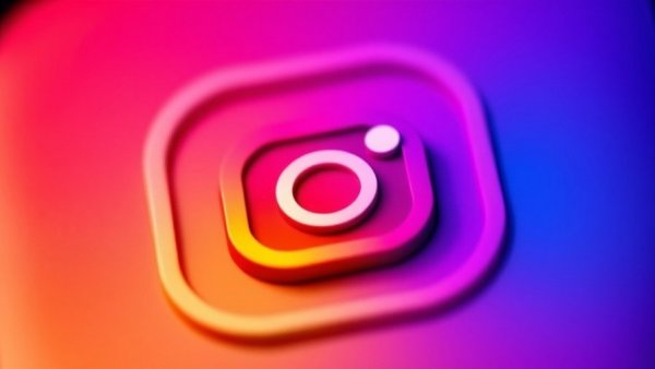 2026 web design trends, colorful Instagram logo, vibrant gradient.