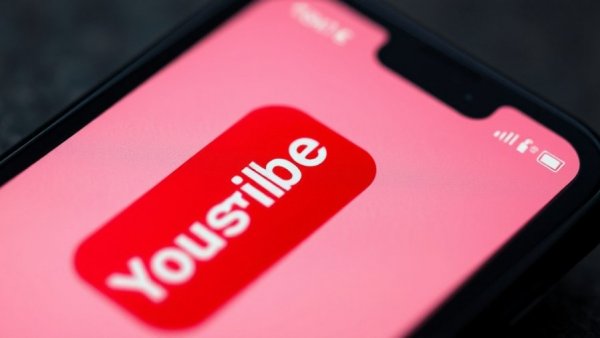 Close-up of YouTube app on smartphone related to social media addiction lawsuit
