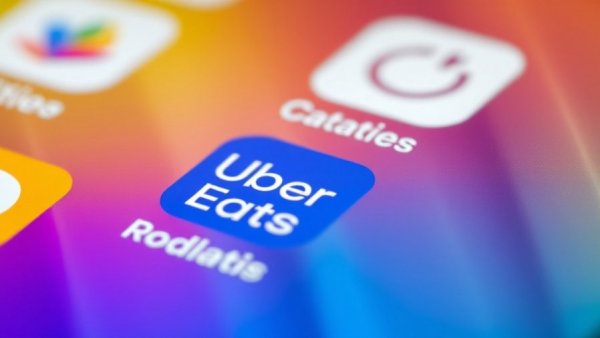 AI-powered grocery shopping assistant on smartphone, featuring app icons.