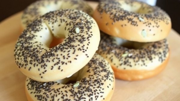 High Protein Greek Yogurt Bagels (Perfect For Breakfast!)