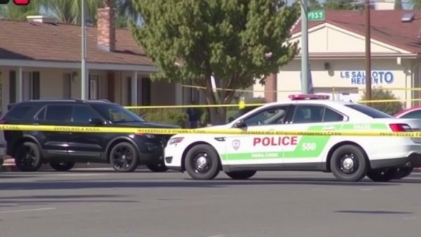 Man shot by sheriff's deputies in Avocado Heights, LASD says