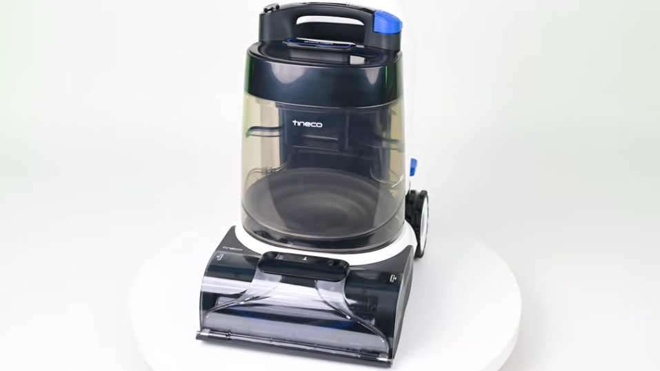Frustrated user showcases Tineco app connectivity in carpet cleaning technology.
