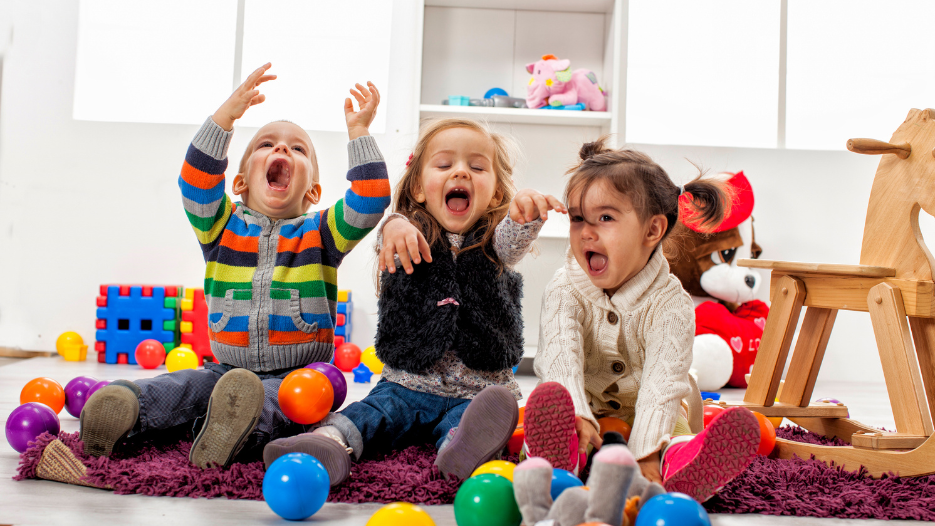kids party bouncy castle