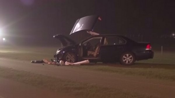 2 killed in Fort Worth crash, parts of I-20 shut down