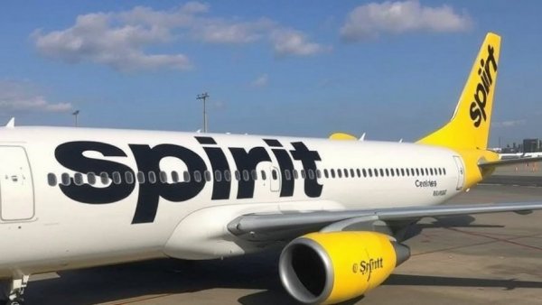 Spirit Airlines staff face charges over theft of passenger's $500 bag