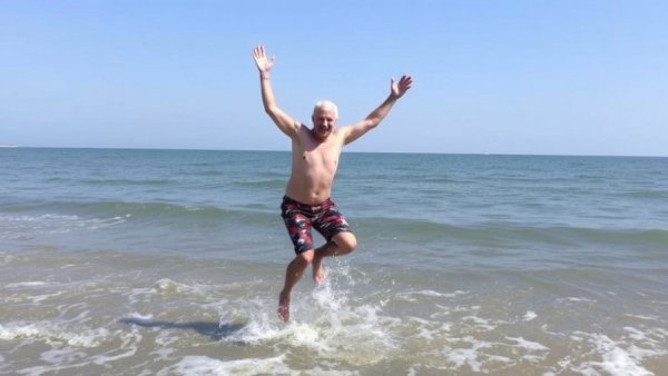 A new start after 60: I jumped in the sea for the first time, and finally began to heal