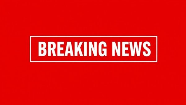 Breaking news graphic for urgent search for missing child in Surfside Beach.
