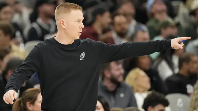 Orlando Magic Head Coach Sean Sweeney watches intently from the bench.