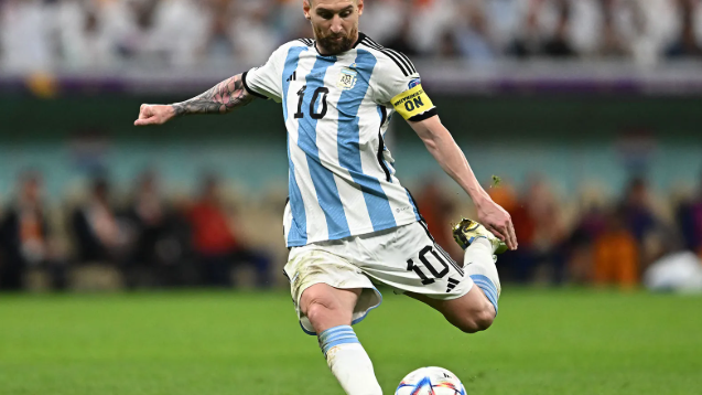 Lionel Messi smiles during World Cup match action.