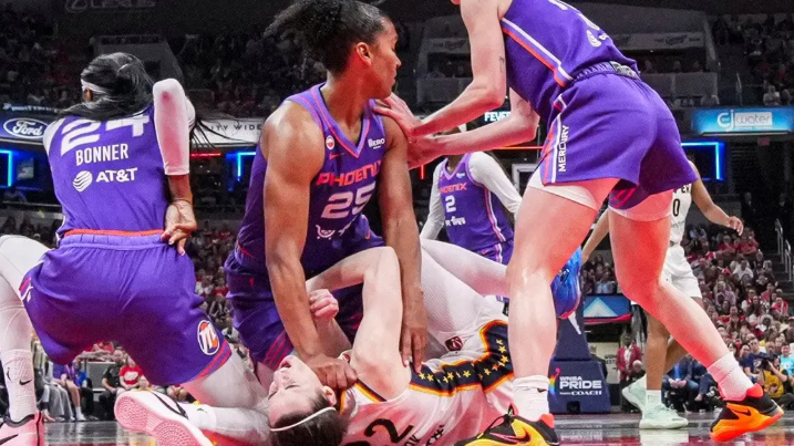 Caitlin Clark controversy in a WNBA game moment