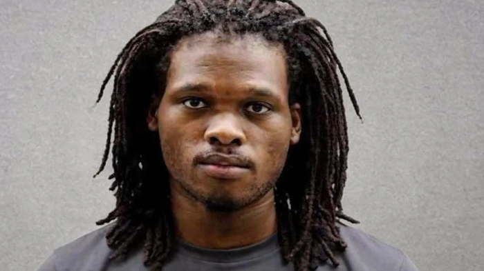 News graphic of White House shooting suspect's criminal history and mental health