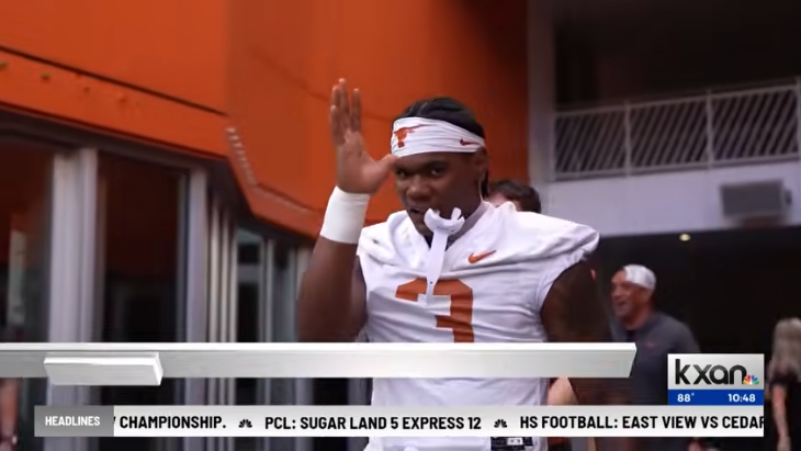 TV hosts discuss Texas Longhorns linebacker analysis in studio.