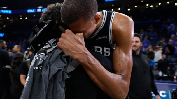Houston sports news: Exciting Game 7 basketball showdown visual