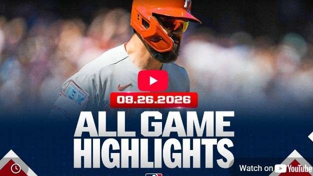 Kyle Schwarber hits 40th homer, baseball player with orange helmet.