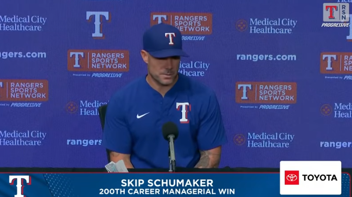 Joc Pederson bounce-back season news conference with manager.